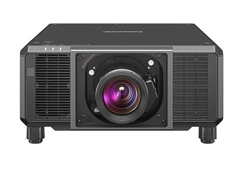 بررسی تخصصی پروژکتور Panasonic PT-RZ17K؛ غول ۱۶,۰۰۰ لومن WUXGA در کوچک‌ترین و سبک‌ترین بدنه سه‌تراشه DLP